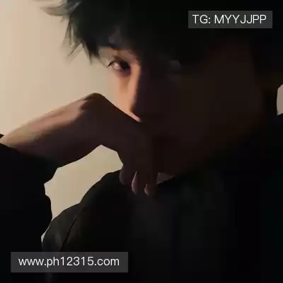 富承青